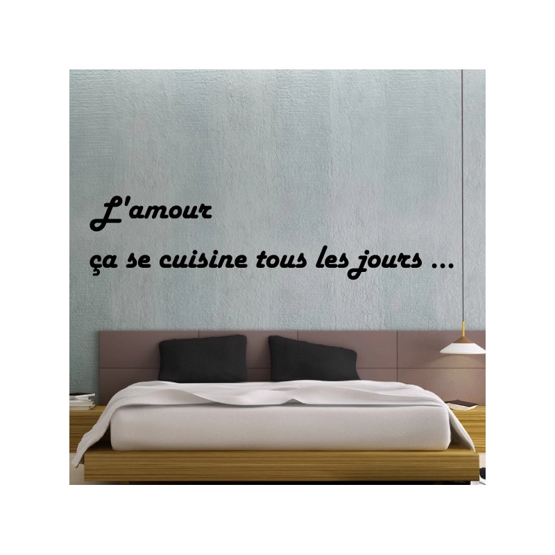 Sticker Texte Lettrage "L'amour ça se cuisine tous les jours" 2 lignes